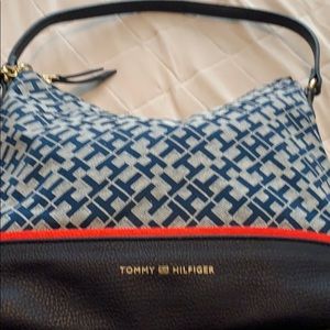 Tommy Hilfiger hobo bag